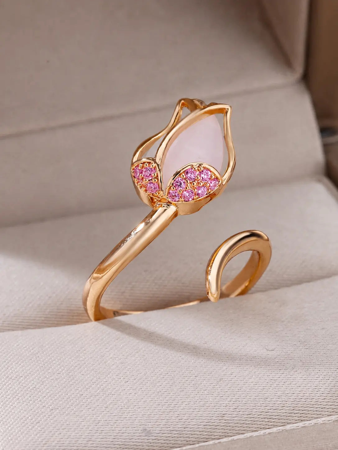 Anillo Flor Tulipan blanco +CajaREGALO